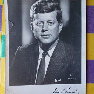 (UNKNOWN DATE) Black & White JOHN F. KENNEDY Vintage Photograph